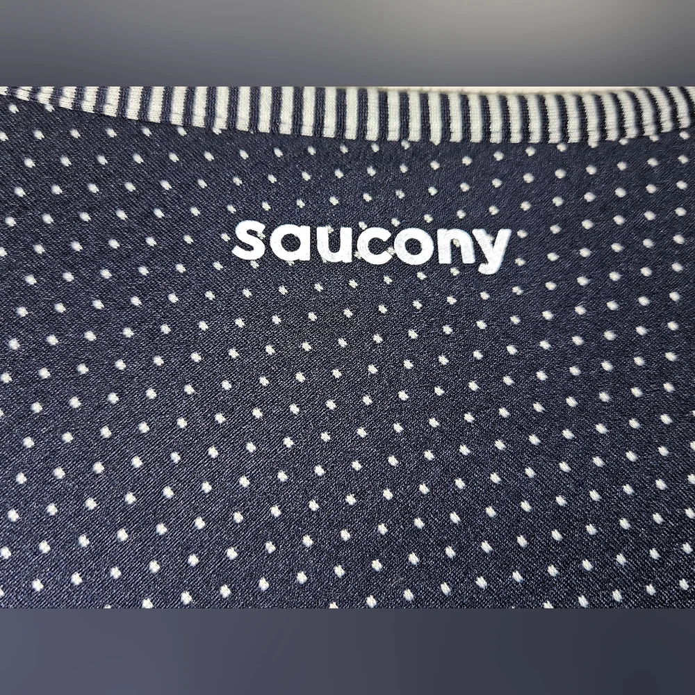 Saucony reversible long sleeved performance top - Picture 2 of 5